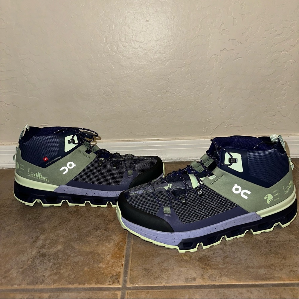 New On Cloud Cloudtrax Water Repellant Hiking Shoe Boot Sz 7.5 Purple Green